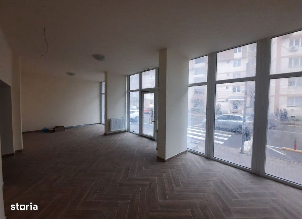 Spatiu comercial Central , 123 metri Cod:160934