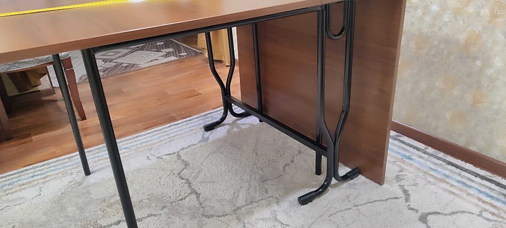 Стол-книжка качественный