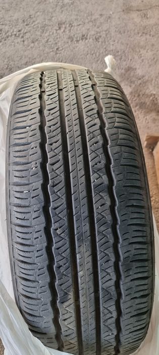 Продам шины Triangle 235/55 R19