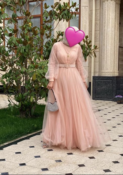 Вечерное платье