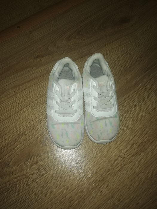 Adidas маратонки за момиче