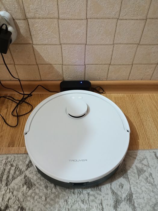 Продам Робот-пылесос