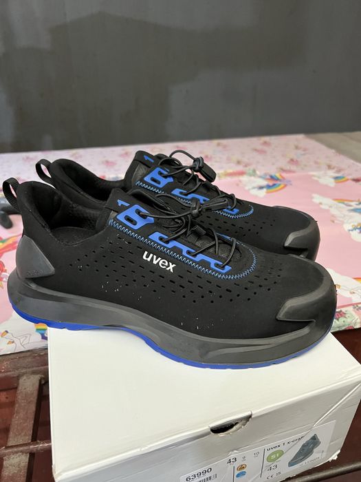 Vand pantofi protectie Uvex marimea 43