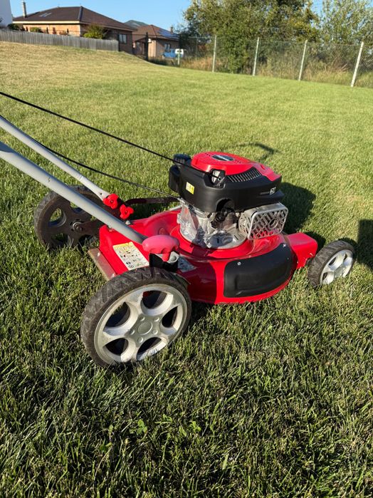 HECHT 5511 C - Mașină de tuns iarba, pe benzină