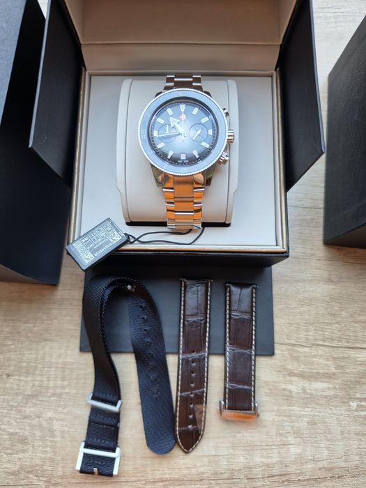 RADO Captain Cook Automatic Chronograph 43mm Mens Watch R32145158
RADO Captain Cook Automatic Chronograph 43mm Mens Watch R32145158
