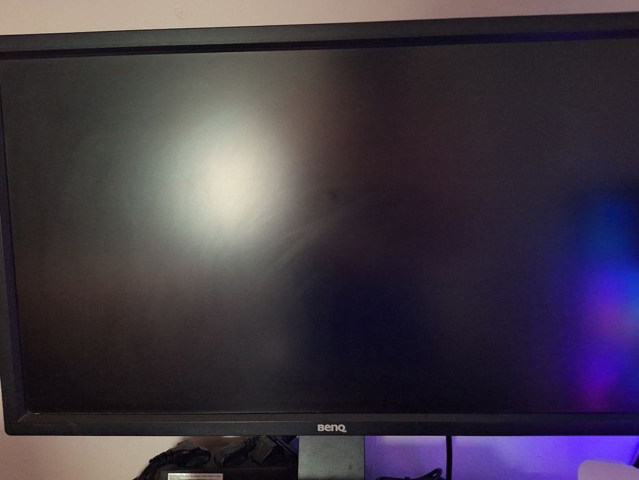 Vând PC complet AQIRYS 16 GB RAM 1TStocare XFX