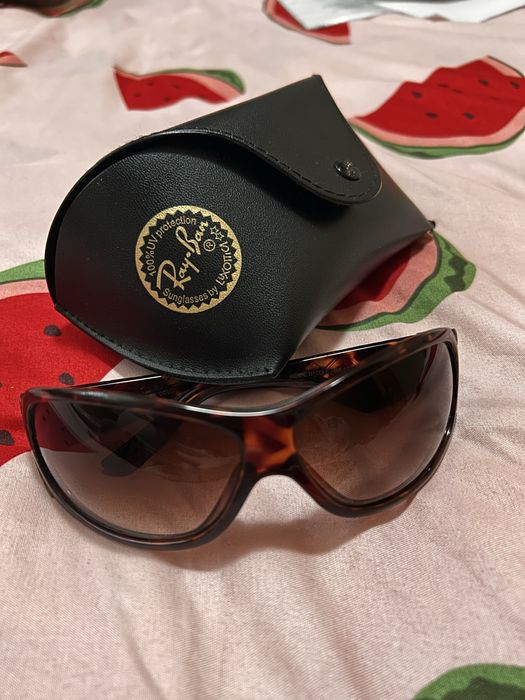 Дамски слънчеви очила