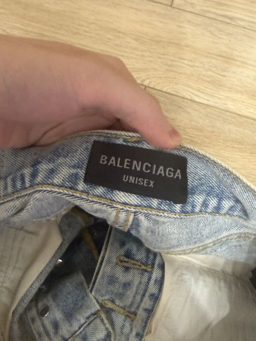 Джинсы Balenciaga cut up