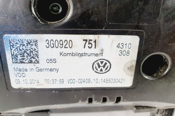 Ceas ceasuri de bord 3g0920751 Volkswagen VW Passat B8  [din 2014 pana  2020] seria