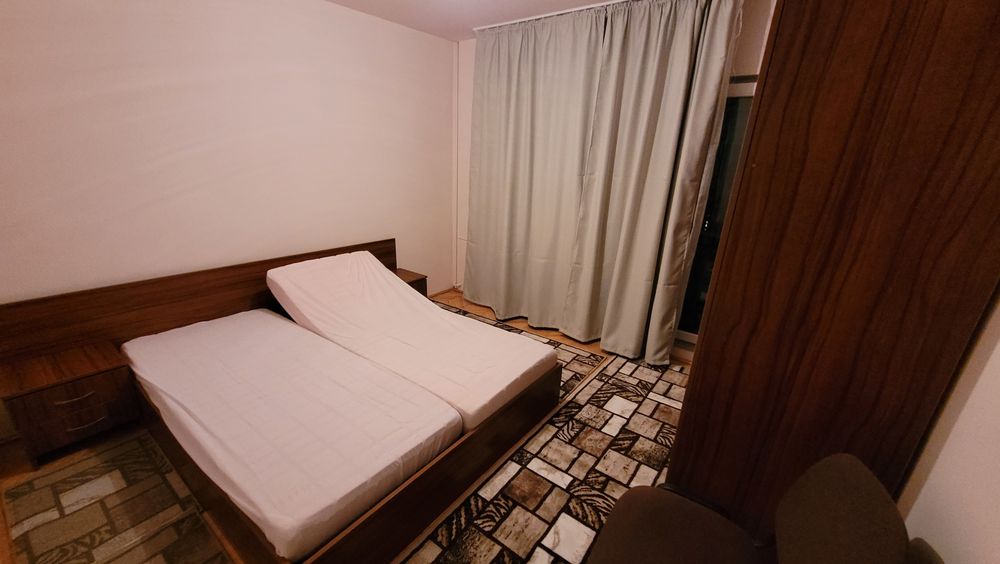 Apartament zona 300 genesys.