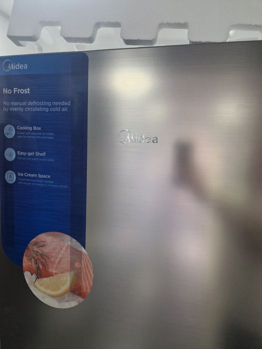 Хладилник с фризер Midea A++ No Frost  400 литра