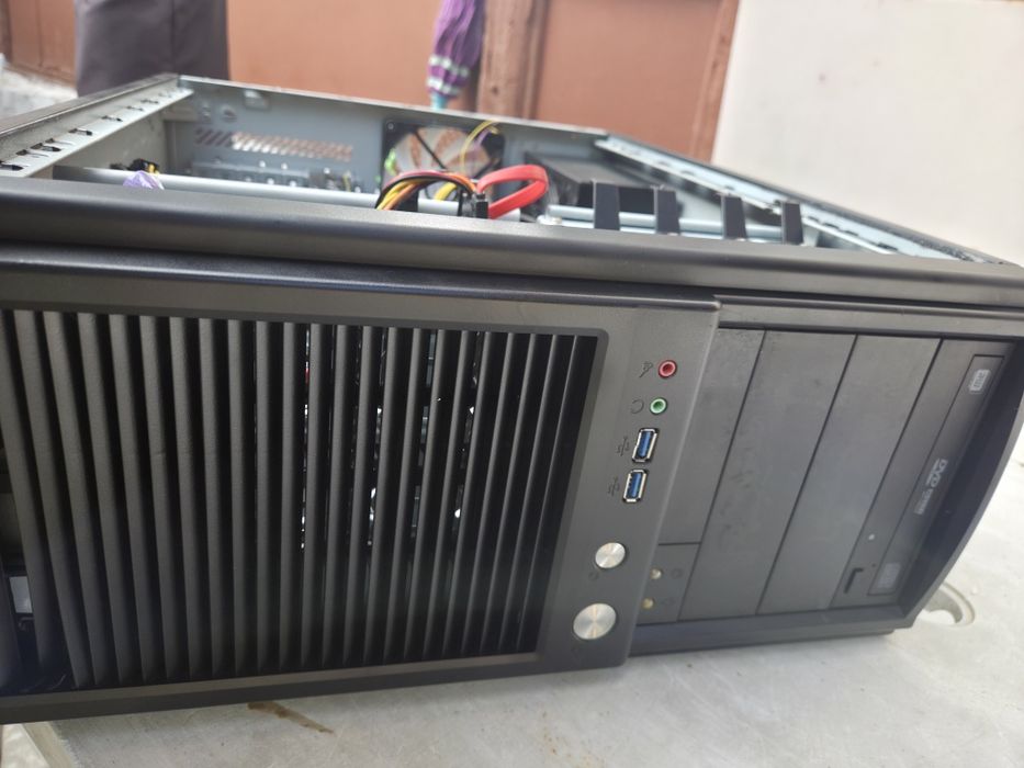 PC Gaming Intel i5-3570, Radeon R7 370, 16GB RAM, SSD 256GB + HDD 1.5TB