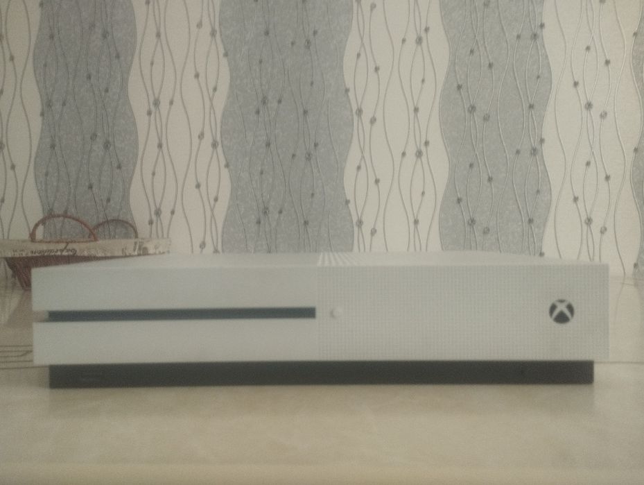 Xbox one s сотилади