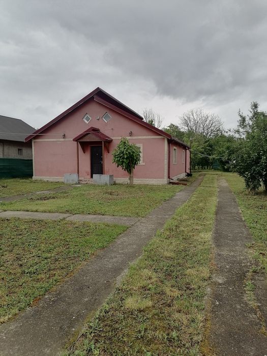 vand casa la cheie cu teren