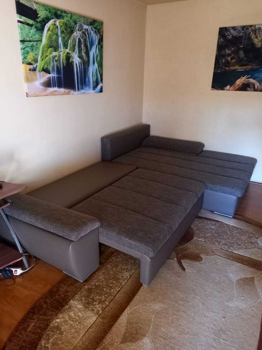Vand coltar extensibil cu lada de depozitare pentru sufragerie