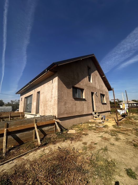 Casa de vanzare
