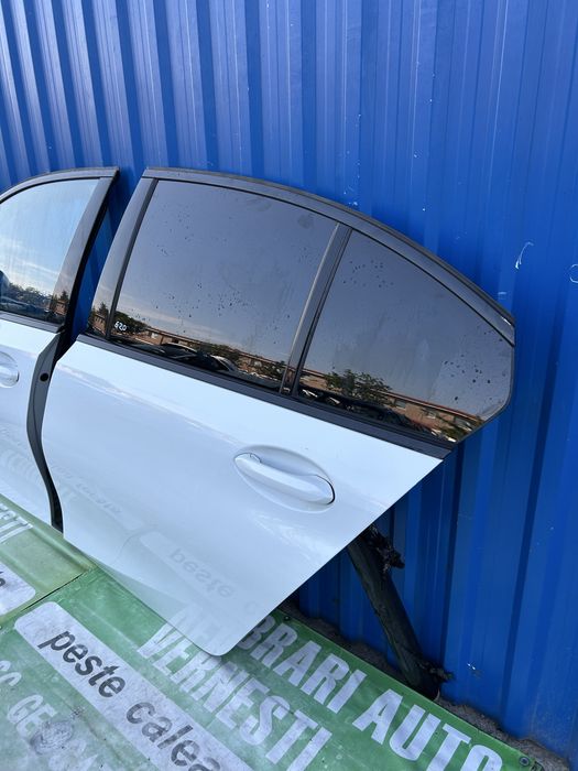 Geam ușă stânga spate BMW G20