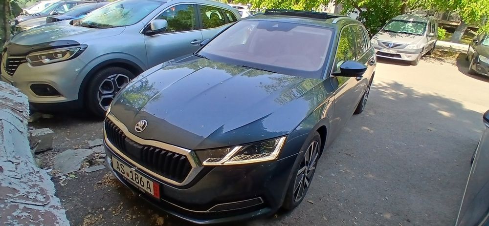 SKODA Octavia 2021 — imagine 3