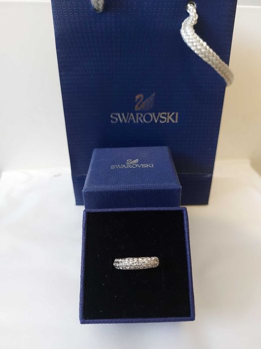 Inel cu strasuri Swarovski stil verigheta si punga si cutie cadou