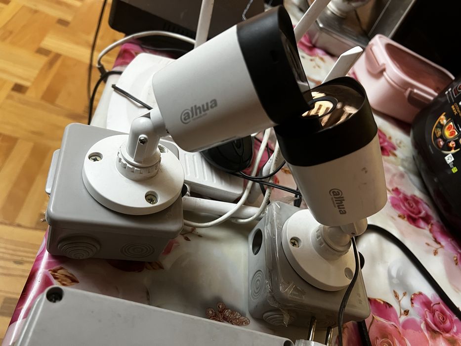 Видекамеры 2 шт регистратор модем  мышка