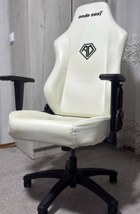 Игровое кресло Andaseat Phantom 3