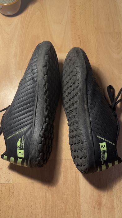 Kipsta Agility 100 TF / FG ghete fotball