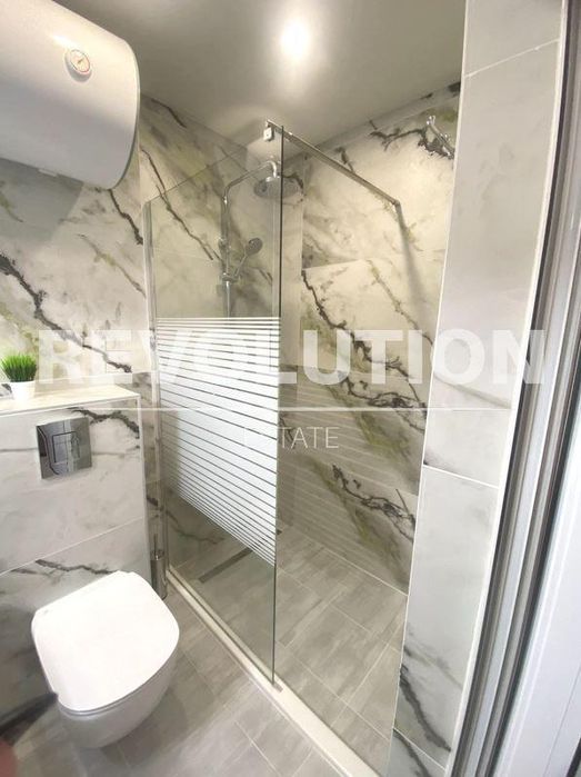 Дава се под наем Двустаен апартамент в Варна, Център - 38 кв.м за 650 € - Снимка #6