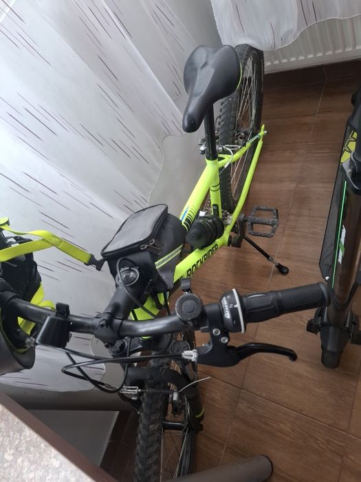 Bicicleta rockrider si trotineta electrica freewheel