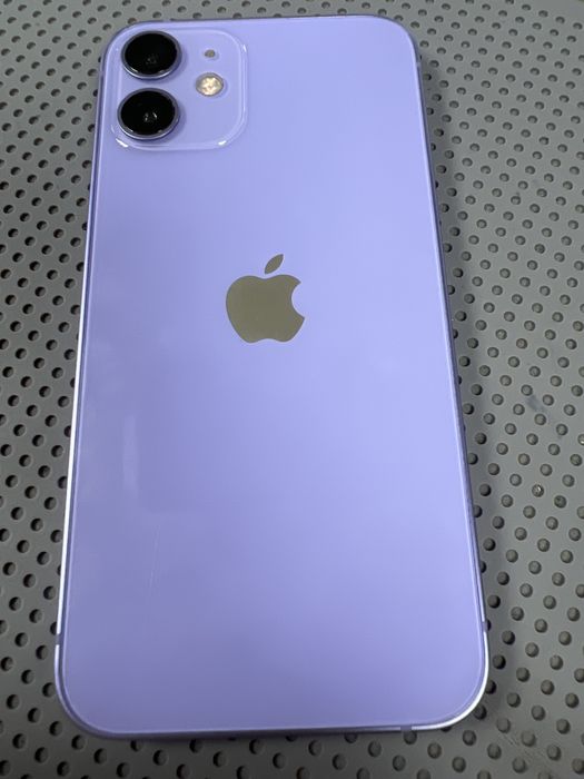 Пподаю Iphone 12 mini оригинал
