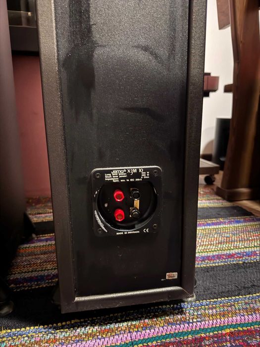 Продавам висок клас подово стоящи тонколони JAMO X3M 10