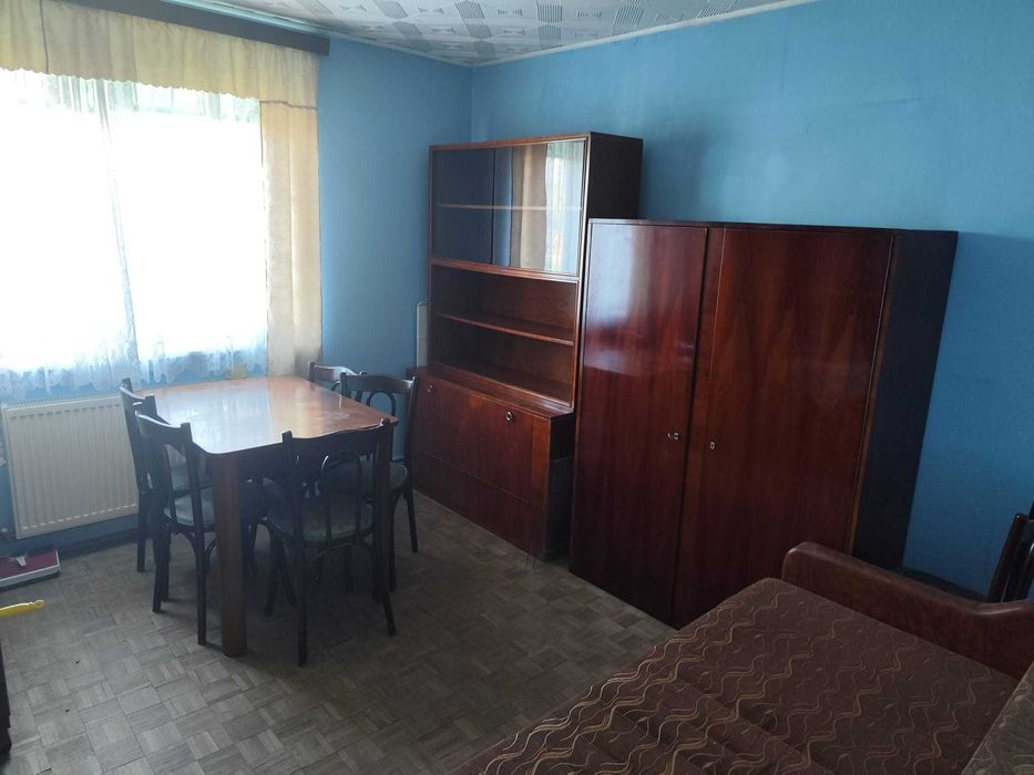 vând apartament 2 camere