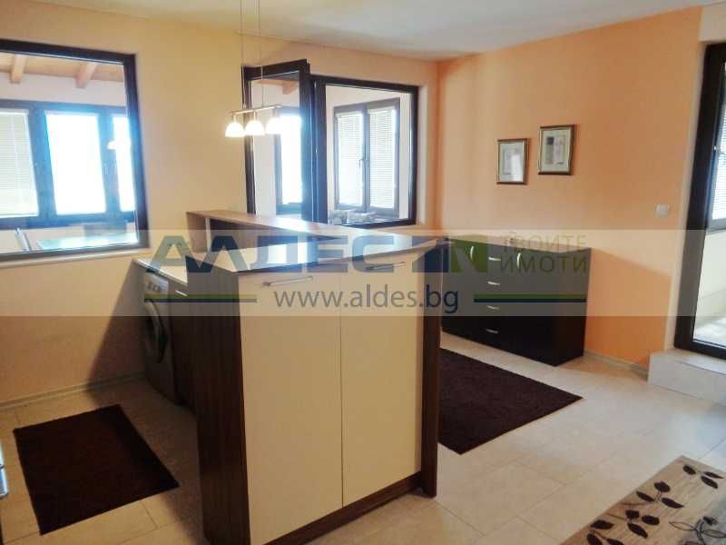 Отдава се обзаведен тристаен ап. в Полигона!