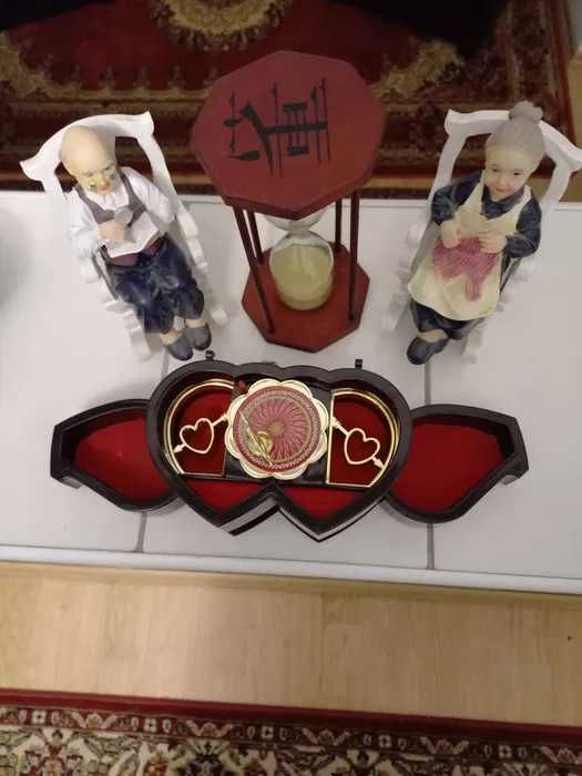 CRĂCIUN,CLEPSIDRA,Japan,Cutie muzicală, ptr. Bijuterii,Unice,TECHNICS