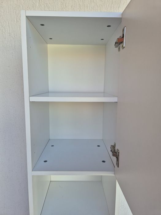 Dulap baie ca si nou