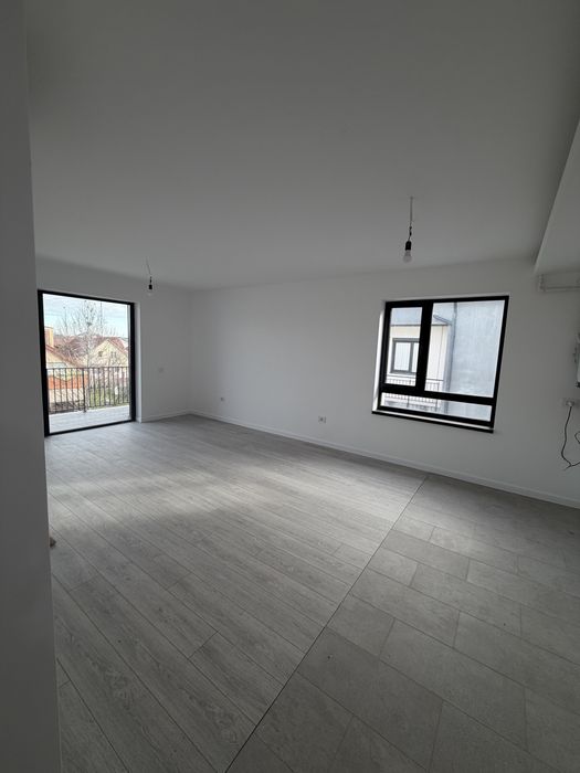 Apartamente de vanzare cu 2 si 3 camere