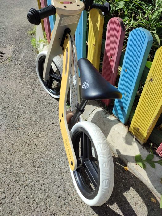 Bicicleta din lemn fara pedale