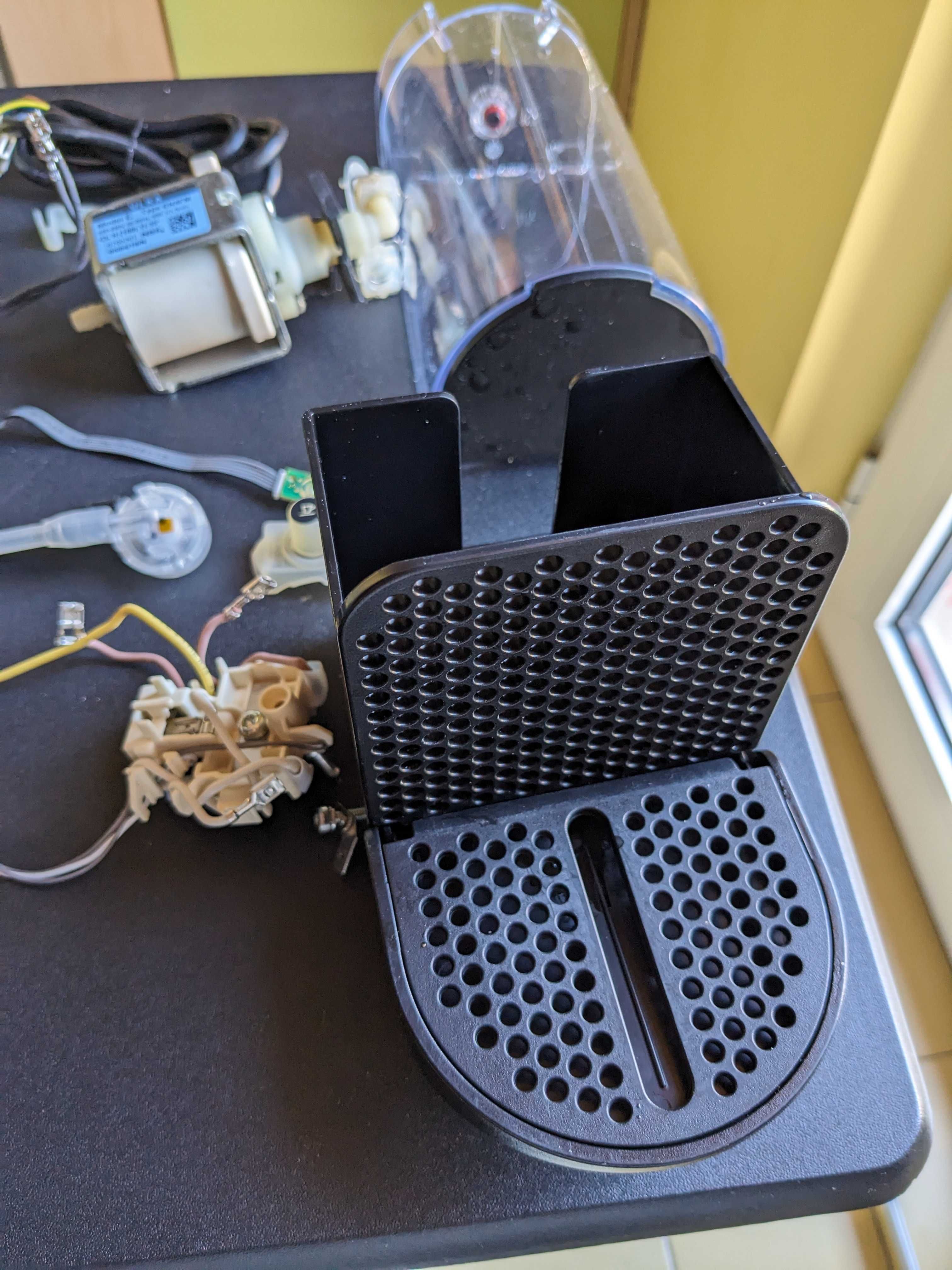 DeLonghi Nespresso Inissia EN80.CW гр. Асеновград • OLX.bg