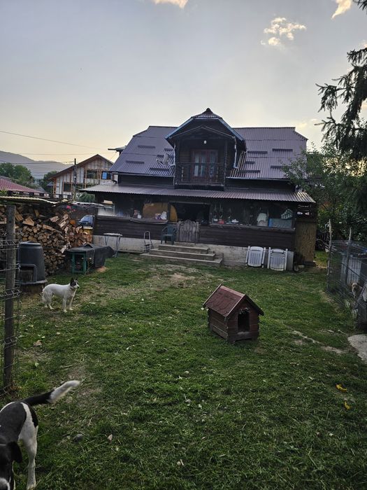 Casa de vânzare în Vama. Județul Suceava