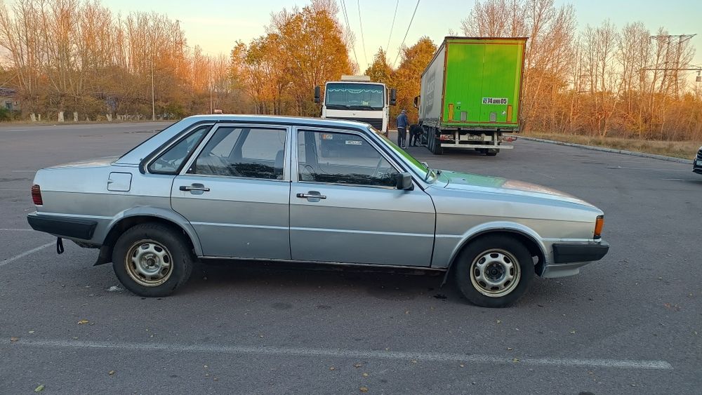 Продам Ауди 80 б2