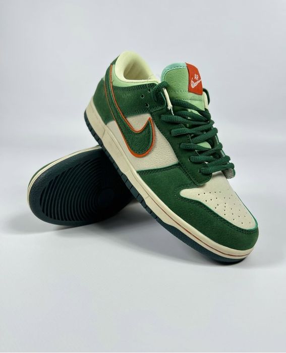 Продам кроссовки найк данк