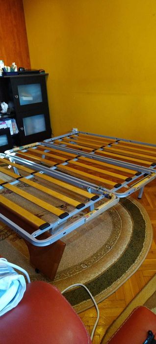 Canapea extensibila cu cadru cires
