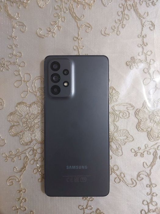 SAMSUNG A73 sotladi