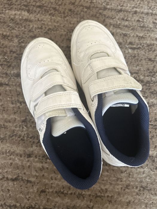 Vand adidasi Artengo din Decathlon !