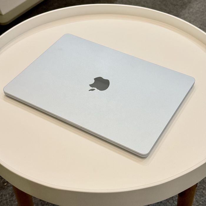 Macbook Air M4 Sky Blue 16/512GB