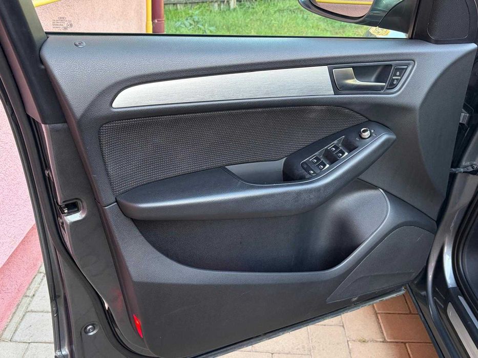 Vand Audi Q5 Sline Facelift 2.0 TDI 177 CP Automat
