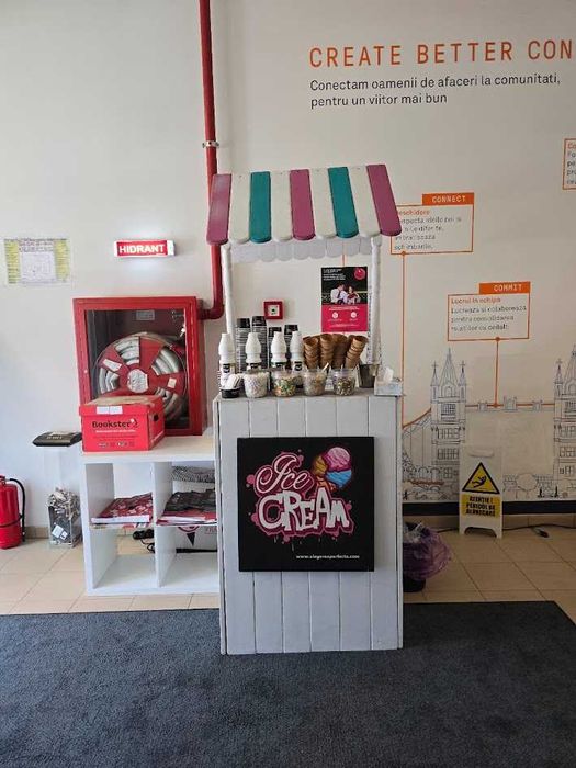 Ice cream bar Toneta de înghețată