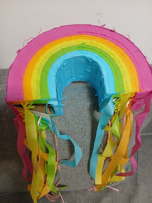 Piniata curcubeu