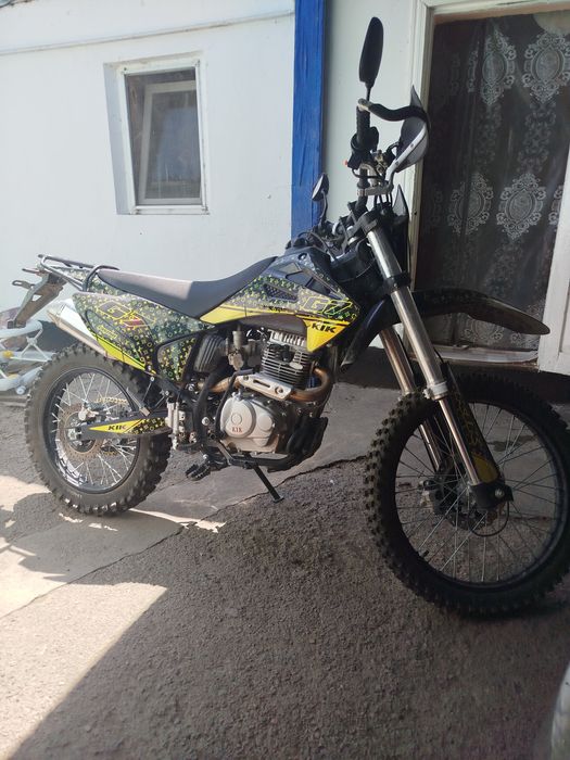 Продам мотоцикл спортивный