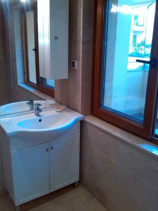 Дава се под наем Двустаен апартамент в с. Кранево, Област Добрич - 79 кв.м за 850 € - Снимка #13