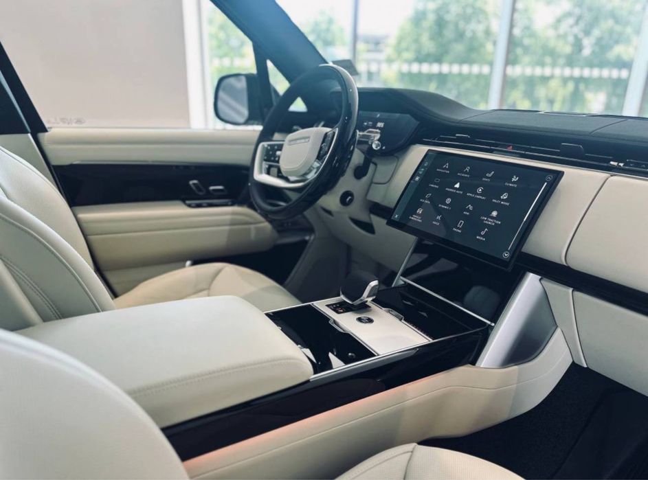 Range Rover P550e PHEV SWB 2026